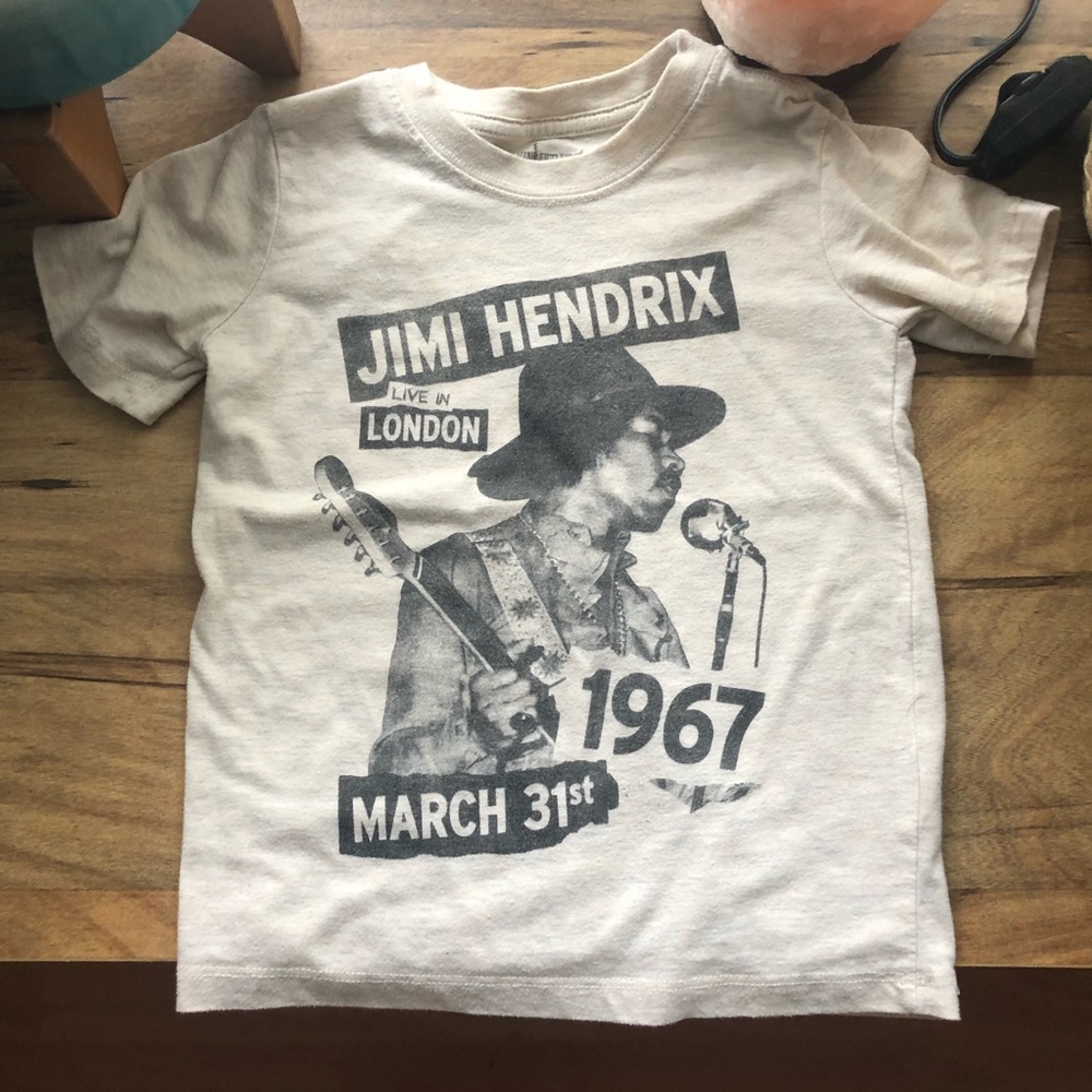 Kids size 5 tee